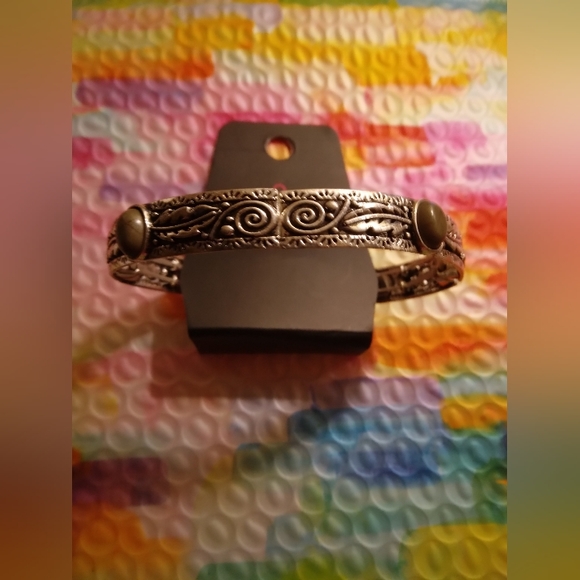 PAPARAZZI WILD WEST STORY GREEN BRACELET - Picture 4 of 15